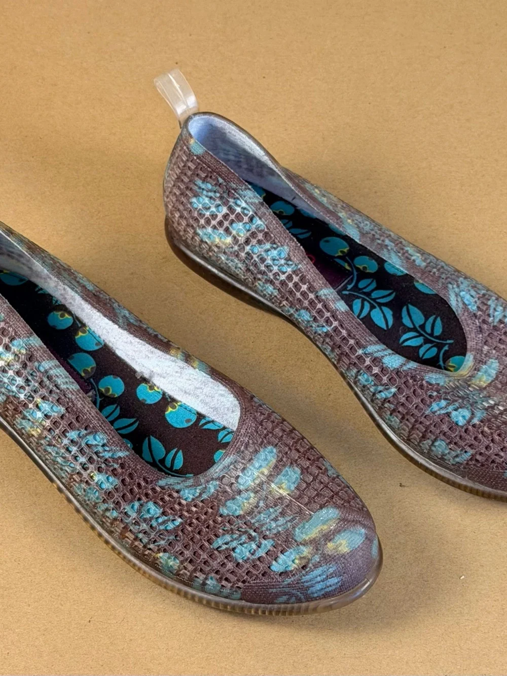 KENZO Womens 7 39 Slip On Jelly Mesh